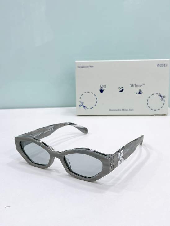 Picture of Off White Sunglasses _SKUfw79568820fw